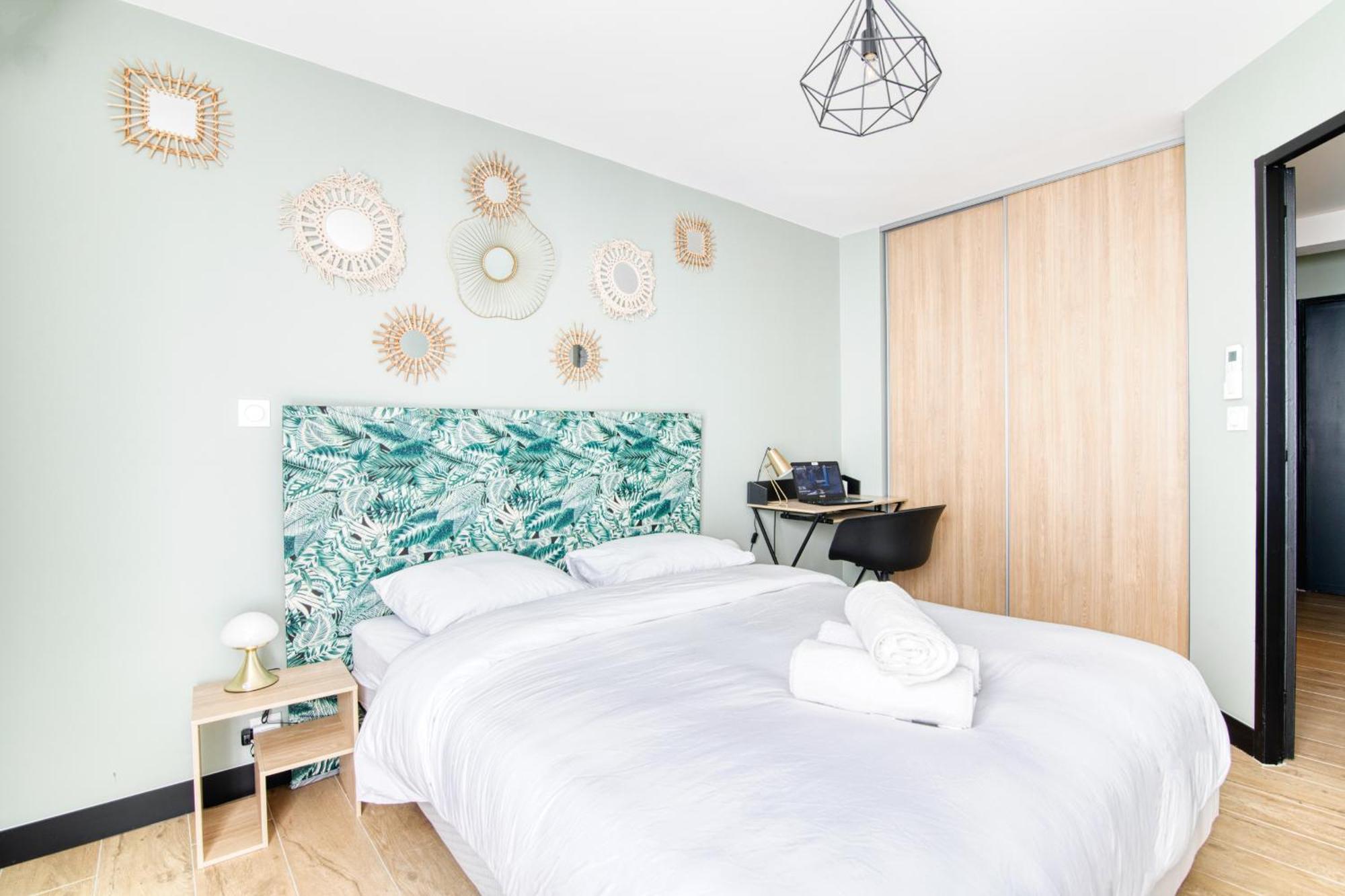 Apartment First Flight - A 8 Mn De L'aeroport- Proche Airbus - 6 Voyageurs *